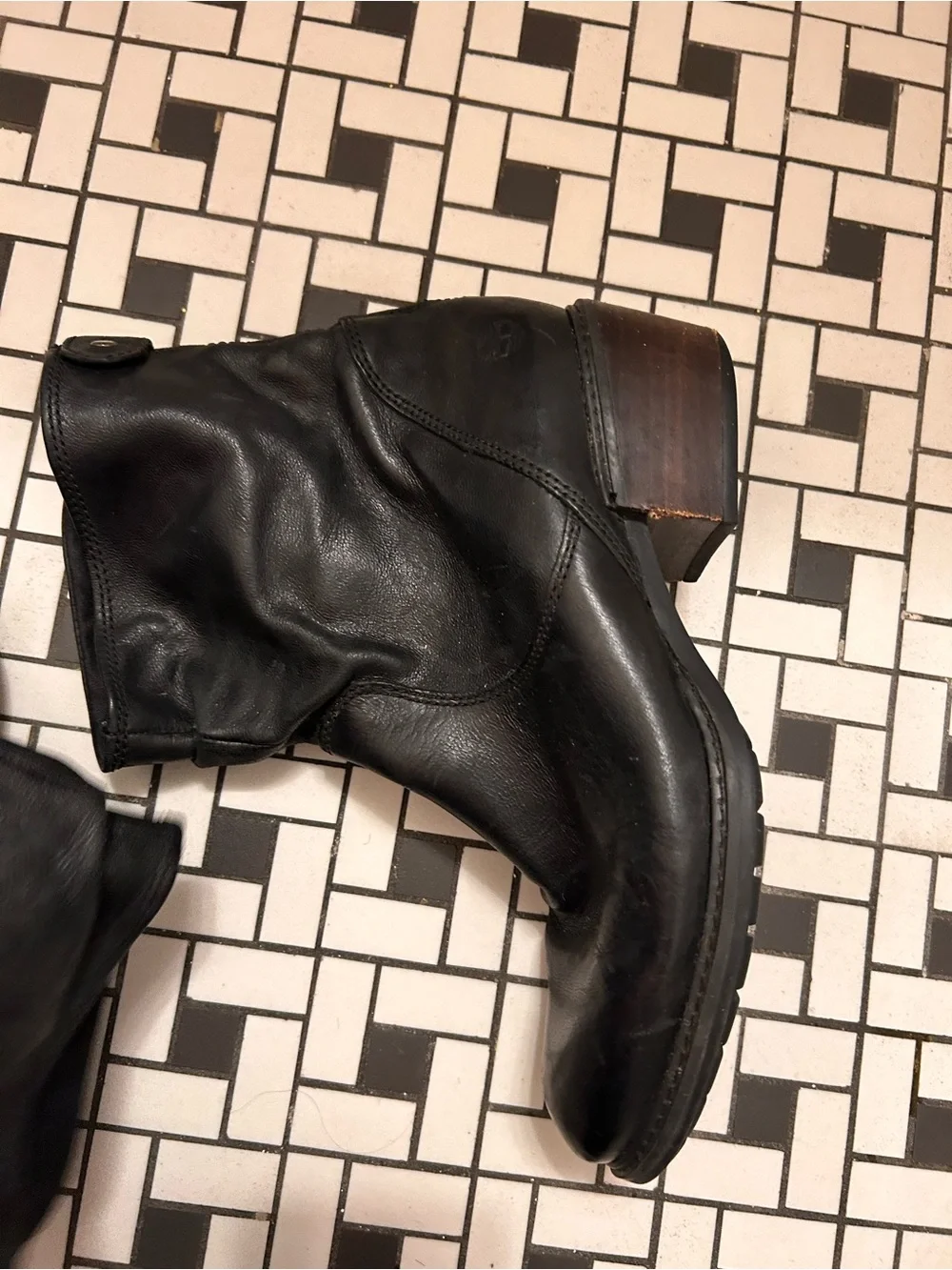 Timberland Black Leather Fold-Over Women's Boots